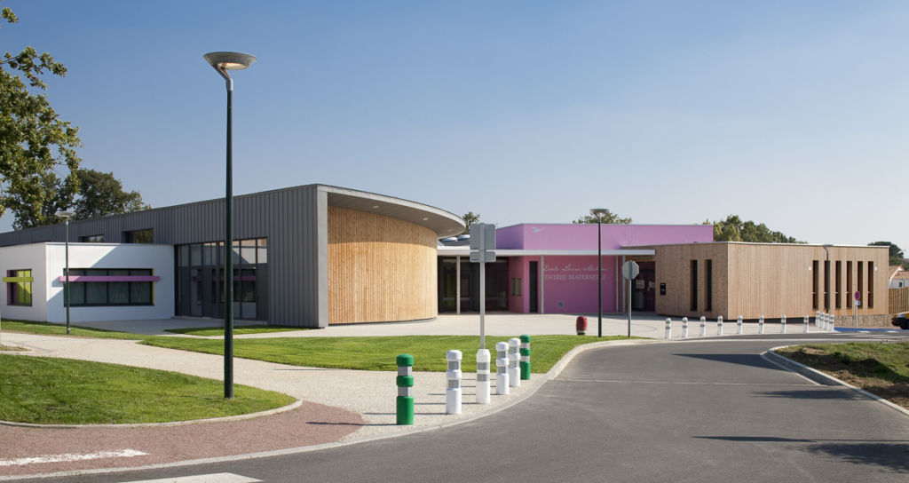 Ecole Lucie Aubrac à Challans - Client: Philips Lighting