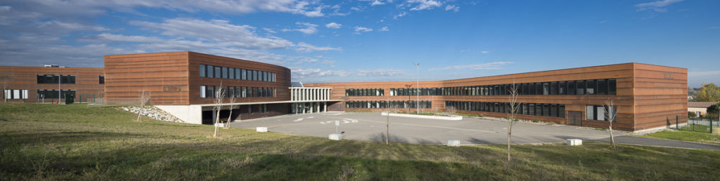 Lycée Nelson Mandella de Pibrac - Client : Kawneer Architectes Cardette et Huet