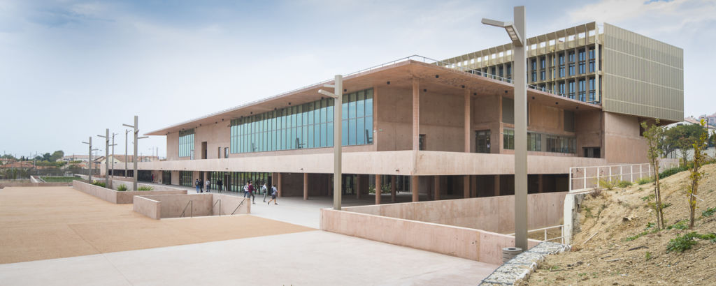 Lycée à Marseille - Client : Technilum