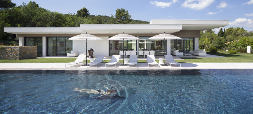 Villa à Aix en Provence - Client: KAWNEER - Architecte : Henri Paret