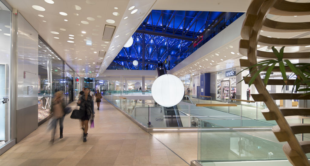 Centre commercial Confluence à Lyon  - Clients : Vinci Energies / Citeos